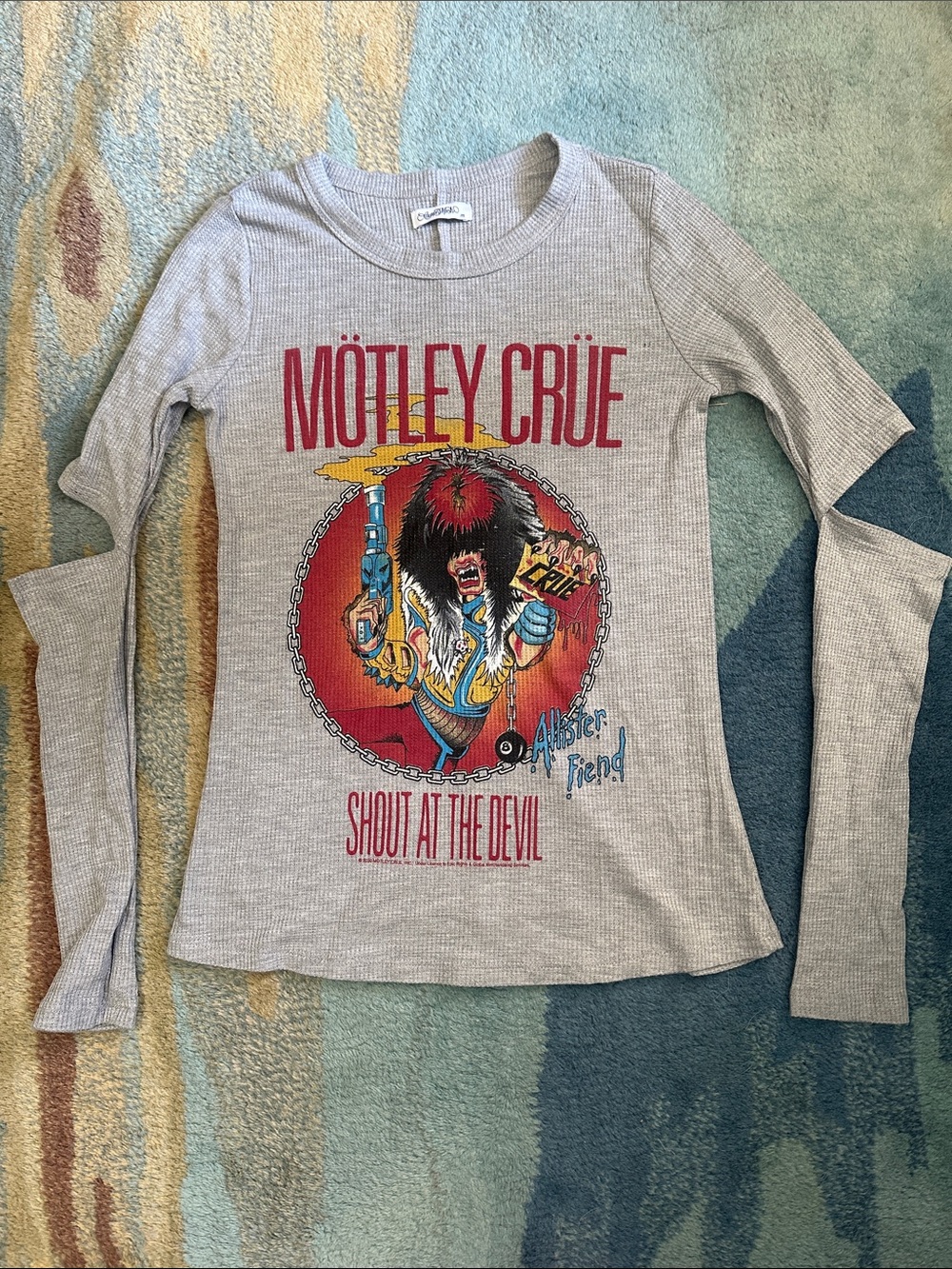 Lauren Moshi Gray Long Sleeve Tee with Red and Multicolor Mötley Crüe Graphic
